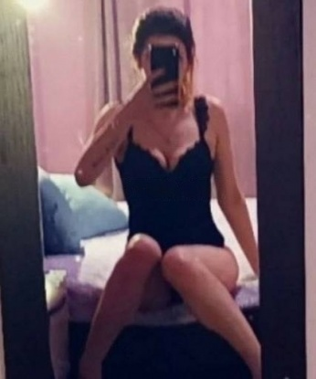 У меня есть все, чтобы сделать тебя счастливым: красивое тело, умение угадывать желания и отличный сервис. ❤️
Мои услуги включают классический и эротический массаж, оральный секс, классический секс и многое другое. Я первоклассная компания для деловых ужинов, отдыха или просто приятного времяпрепровождения. 🔥
Мои клиенты остаются в восторге от встреч со мной. Они описывают меня как стильную, ухоженную и сексуальную женщину, которая умеет доставлять наслаждение. Если ты любишь качественный секс и приятное общение, то мы идеально подойдем друг другу. 💋
В моем арсенале есть эксклюзивные фото, которые ускорят твое сердце и поднимут настроение. Гарантирую полную конфиденциальность и безопасность нашей встречи. 😏
Не упускай возможность окунуться в мир страсти и наслаждения со мной, ведь тебе достаточно просто написать мне и увидеть сказочный эффект Москвы. 🌆🌃 Жду тебя! 1599, 28 лет