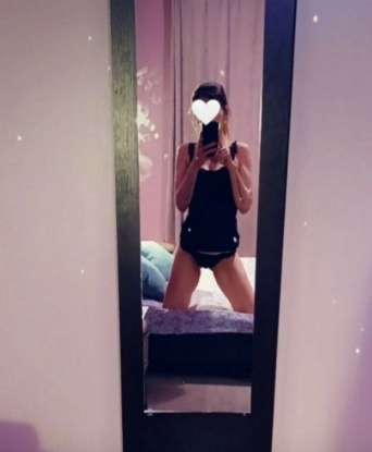 У меня есть все, чтобы сделать тебя счастливым: красивое тело, умение угадывать желания и отличный сервис. ❤️
Мои услуги включают классический и эротический массаж, оральный секс, классический секс и многое другое. Я первоклассная компания для деловых ужинов, отдыха или просто приятного времяпрепровождения. 🔥
Мои клиенты остаются в восторге от встреч со мной. Они описывают меня как стильную, ухоженную и сексуальную женщину, которая умеет доставлять наслаждение. Если ты любишь качественный секс и приятное общение, то мы идеально подойдем друг другу. 💋
В моем арсенале есть эксклюзивные фото, которые ускорят твое сердце и поднимут настроение. Гарантирую полную конфиденциальность и безопасность нашей встречи. 😏
Не упускай возможность окунуться в мир страсти и наслаждения со мной, ведь тебе достаточно просто написать мне и увидеть сказочный эффект Москвы. 🌆🌃 Жду тебя! 1599, 28 лет